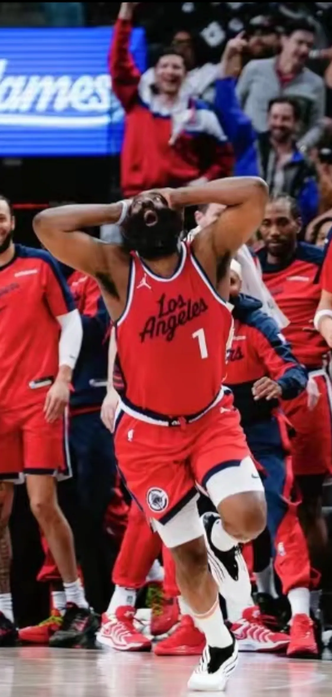 开云体育网页版登录包含哈登爆冷击败塞尔维亚队，比分优势明显引爆全场！的词条