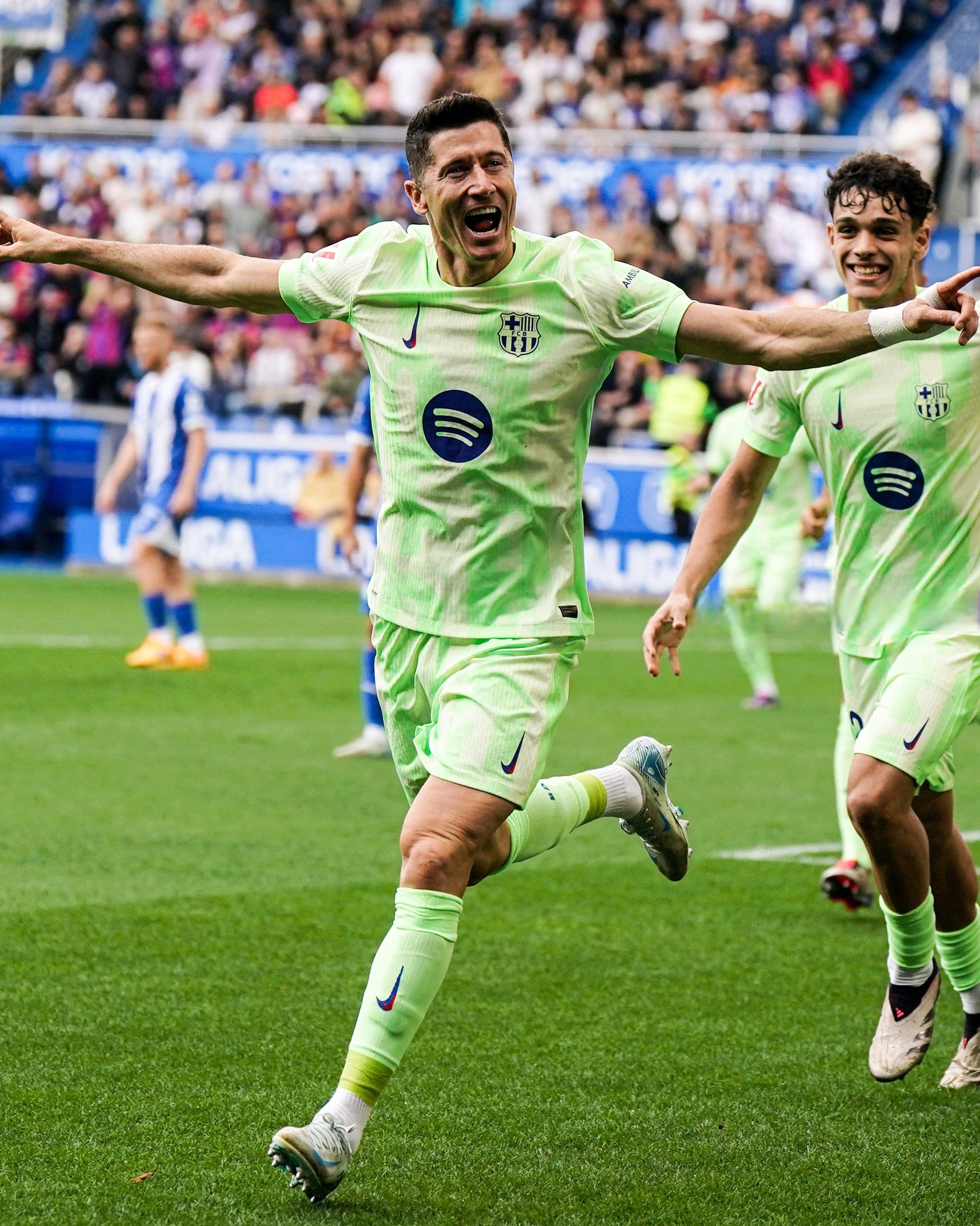 开云体育APP官网下载国际比赛日西甲传出新动向，洛杉矶湖人战术微调，管理层表态：压力陡增，细节决定成败的简单介绍