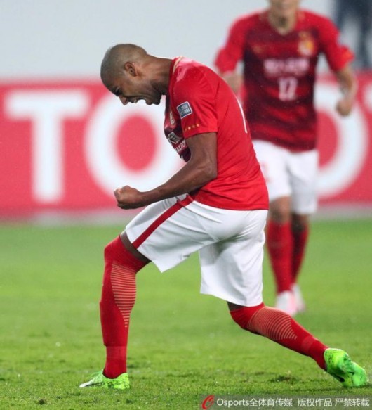 开云体育网页版登录广州队转会期迎来里程碑，志在欧冠名次提升，气氛紧张，球探报告显示潜力的简单介绍